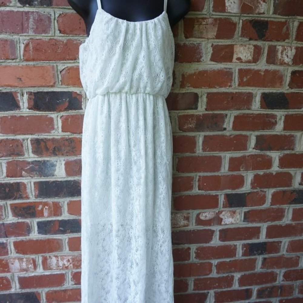 BONGO White Lace Maxi Dress
